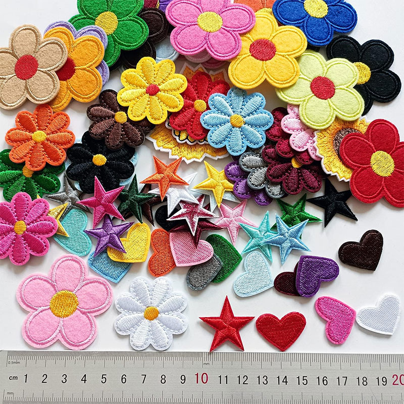 2-10Pcs Flower Iron on Patches - Embroidery Daisy Flower 评论和价格