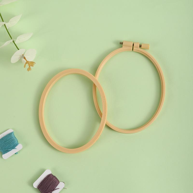 Imitation Bamboo Plastic Oval  - Embroidery Hoop Stand 评论和价格