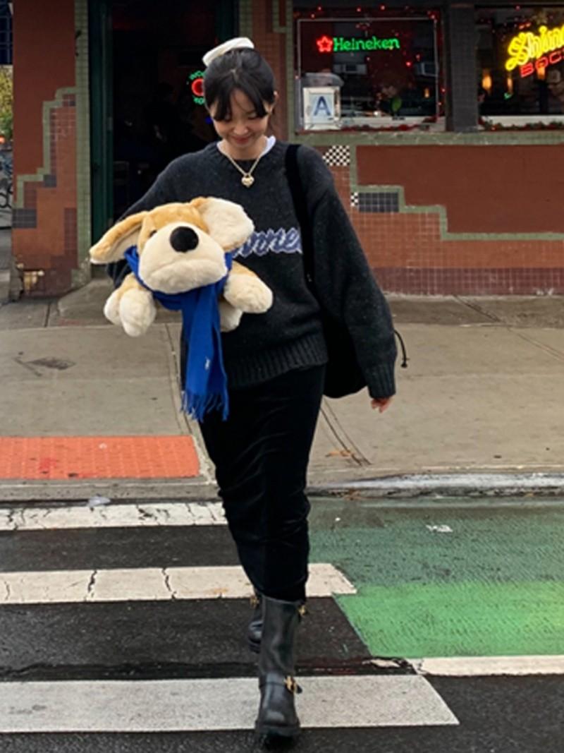 Women's Wool Knit Sweater roun - Embroidery Moisturizer 评论和价格