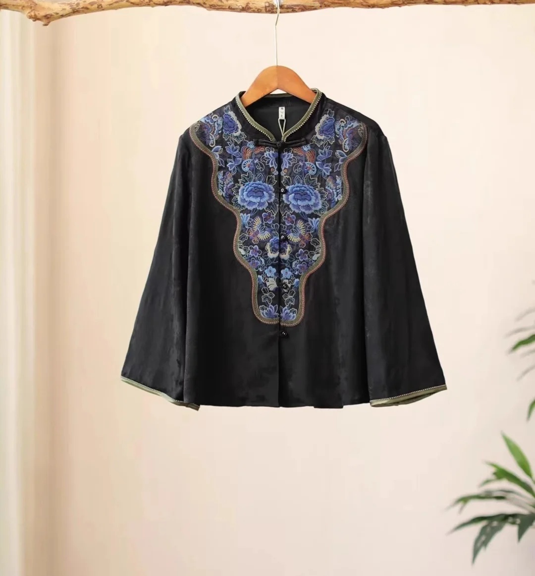 Luxury spring blouse for women - Embroidery On Black Shirt 评论和价格