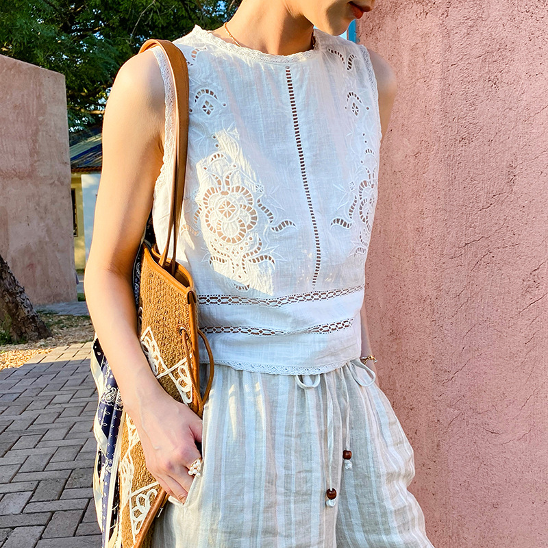 French Designer Boho White Cot - Embroidery Class 评论和价格