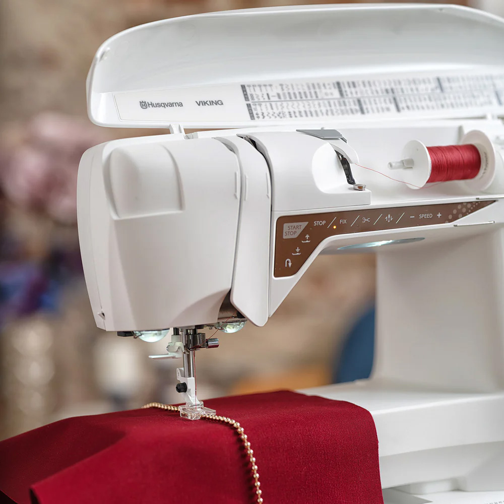Singer EM9305 High-Speed 800/M - Embroidery Machine 评论和价格
