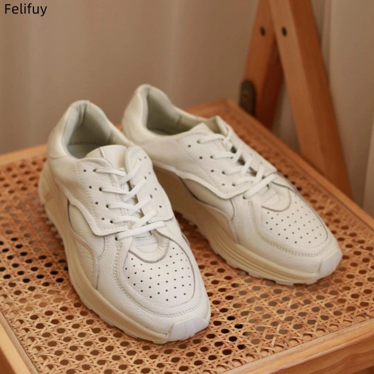 Round-toe Lace-up Casual White - Embroidery White 评论和价格