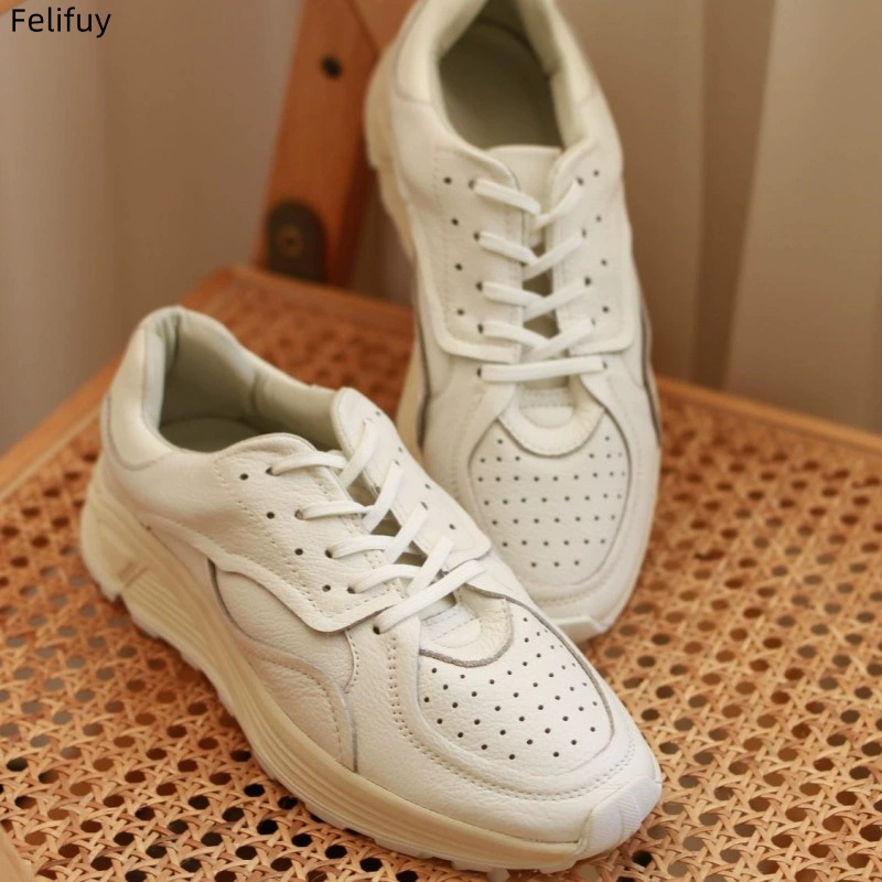 Round-toe Lace-up Casual White - Embroidery White 评论和价格