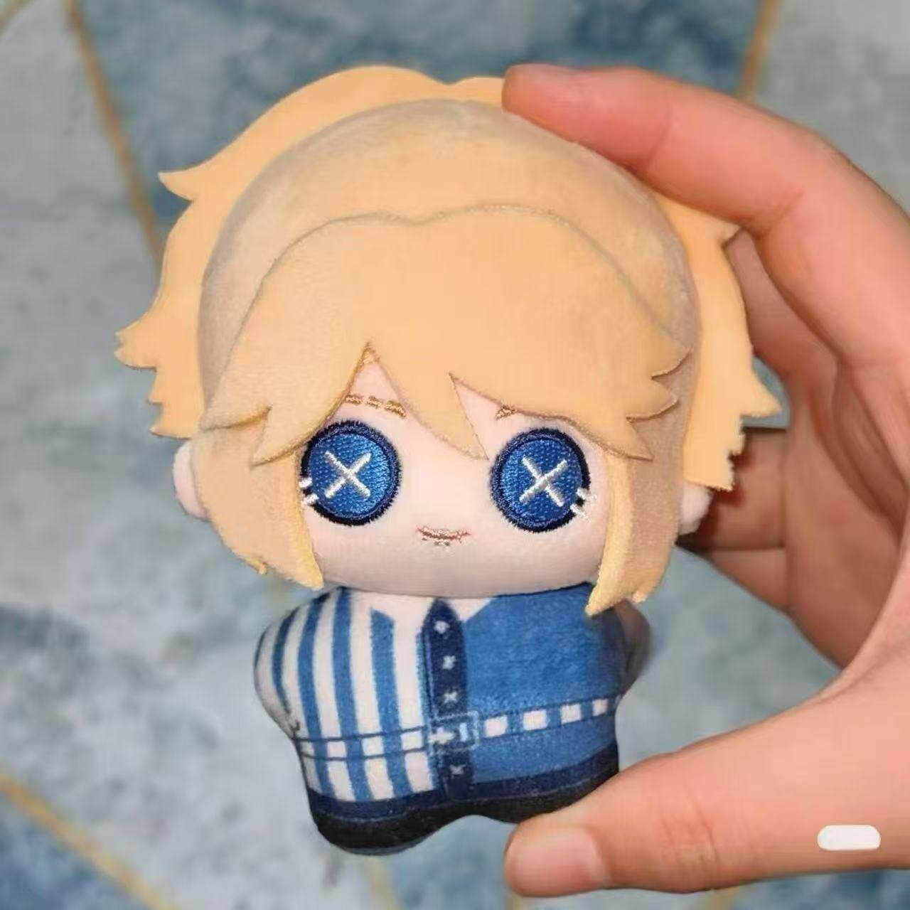 Anime Identity V Cosplay Victo - Embroidery Gift 评论和价格