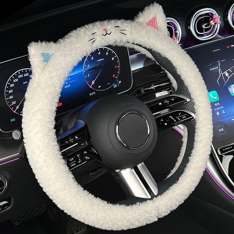 Adorable Plush Kitten Steering - Embroidery Hub 评论和价格